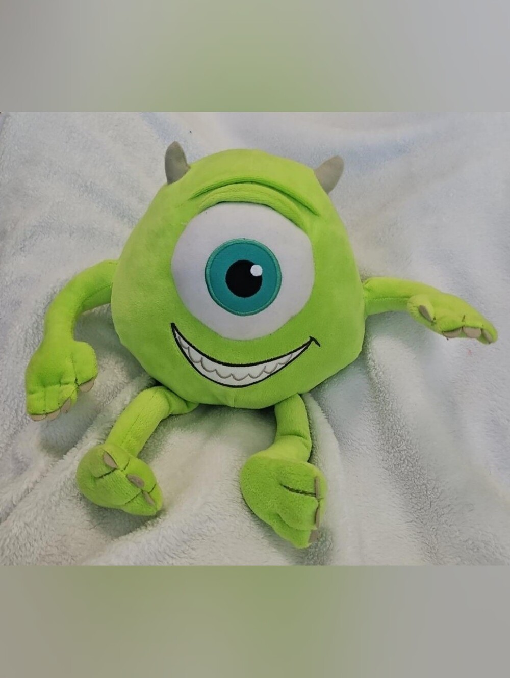 Kohl’s Cares Disney Pixar Mike Wazowski Monsters Inc Plush